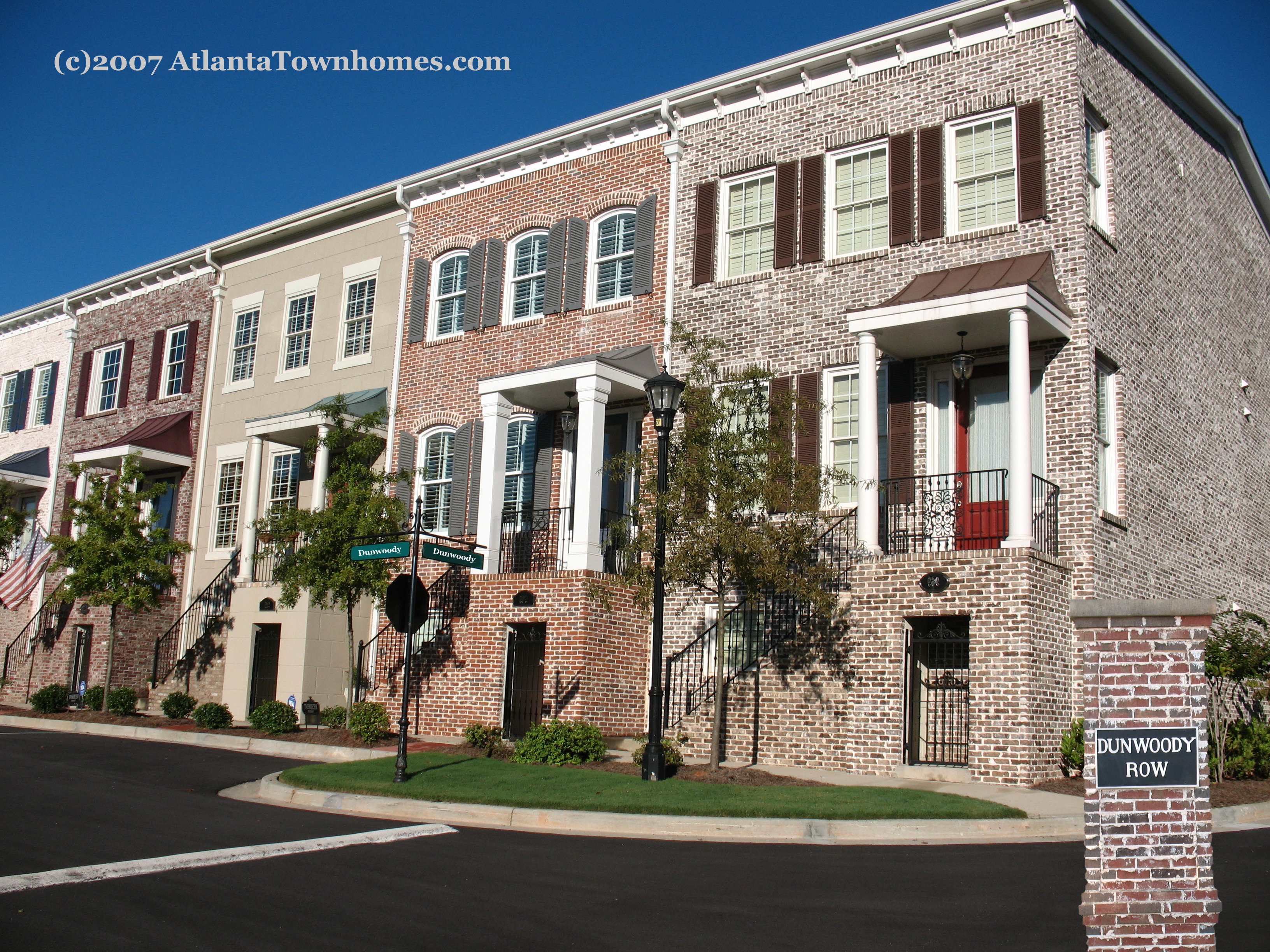 Discover The Secret To Affordable Luxury Townhomes In Atlantas Sweet Spot - lh2tqjd