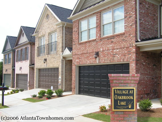 Village At Oakbrook Lake