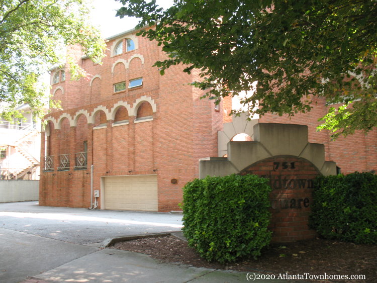 midtown square townhomes 2a