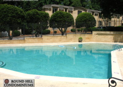 round hill condos in sandy springs 5a
