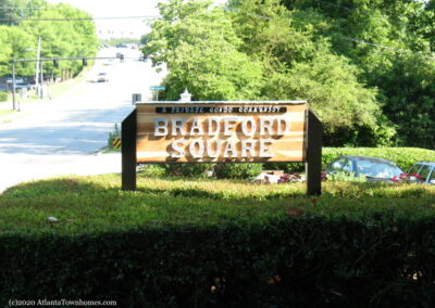 bradford square ua