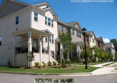 south on main townhomes duluth 10a